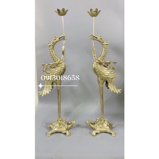 Đôi hạc đồng thờ bằng đồng màu vàng ánh kim cao 70cm. Hạc đúc thủ công.
