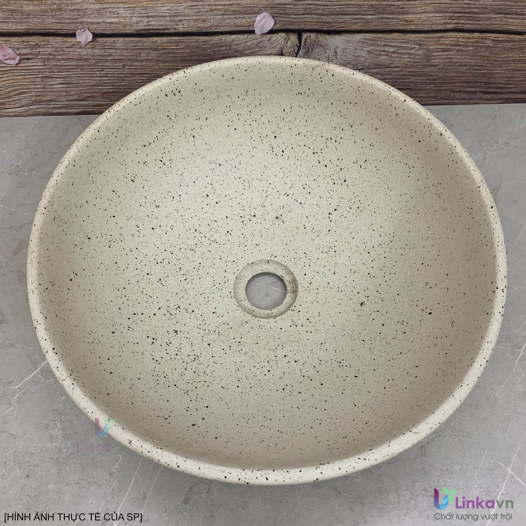 Chậu rửa lavabo gốm sứ nghệ thuật LINKA LI-LAV0034 – Sắc trắng be vintage sang trọng