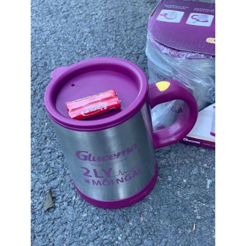 Ly khuấy tự động Quà tặng sữa