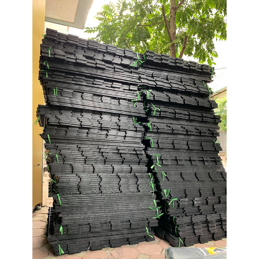Sàn nhựa đen 95*95 cm lót sàn, làm giá đỡ kê lan