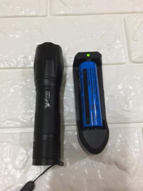 Đèn Pin Siêu Sáng Q5 kèm Pin sạc