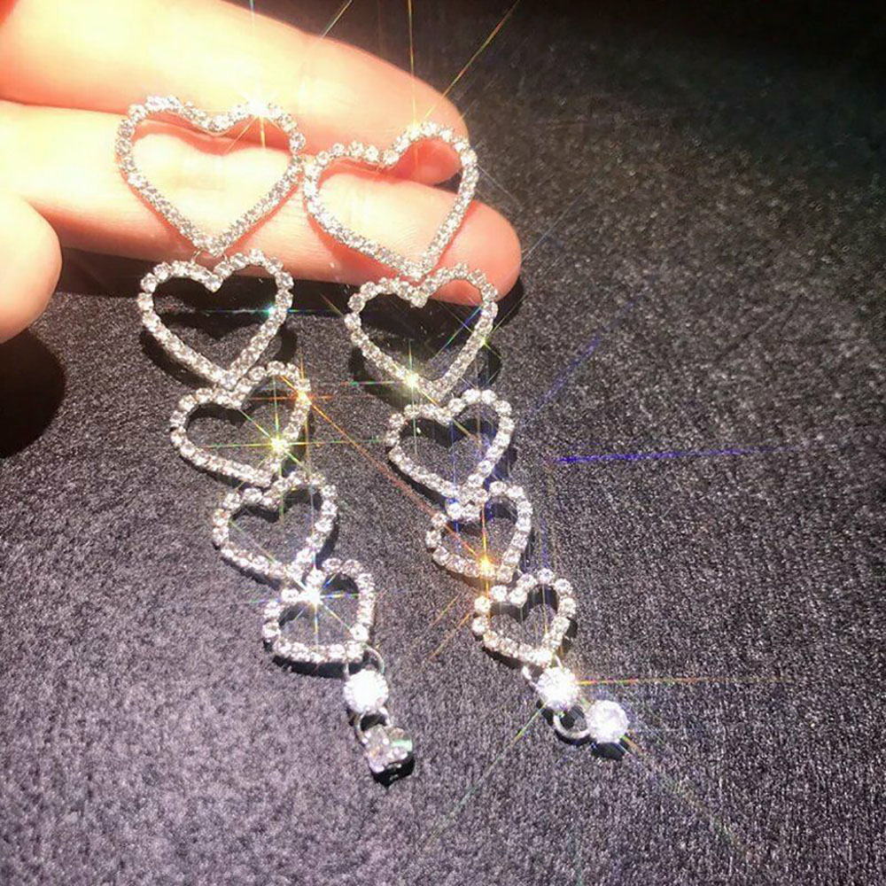 Hoa Tai Dáng Dài Mặt Hình Trái Tim Đính Đá Lấp Lánh