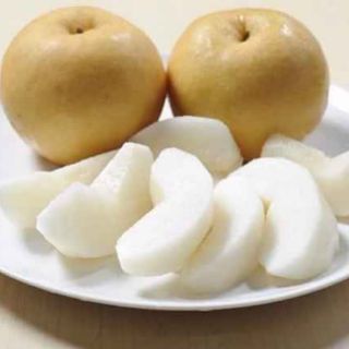 Cây lê nâu,. 8 tháng cho trái