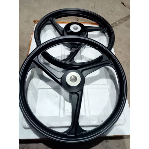 Cặp mâm 3 cây kiểu rcb đĩa ya sirius,đen.hàng cao cấp.