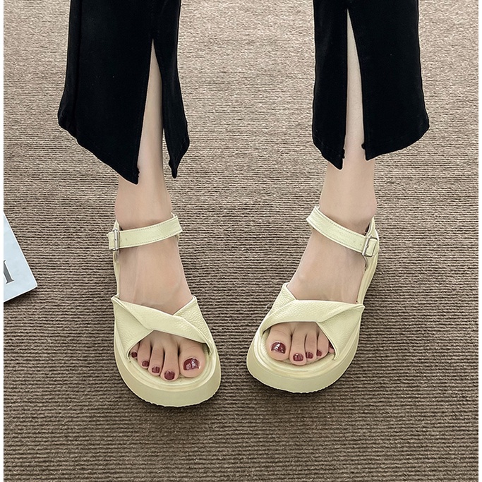 SANDAL ULZZANG BÁNH MỲ NƠ KHÔNG THẤM NƯỚC ĐẾ RĂNG CƯA ẢNH THẬT