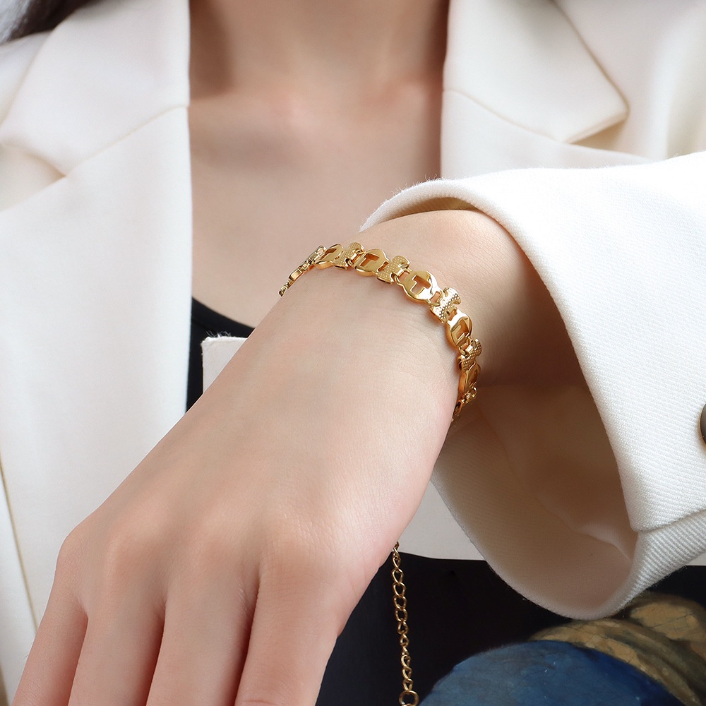 Vòng tay dây xích bằng thép titan dày 18k họa tiết hình học phong cách hiphop cho nữ