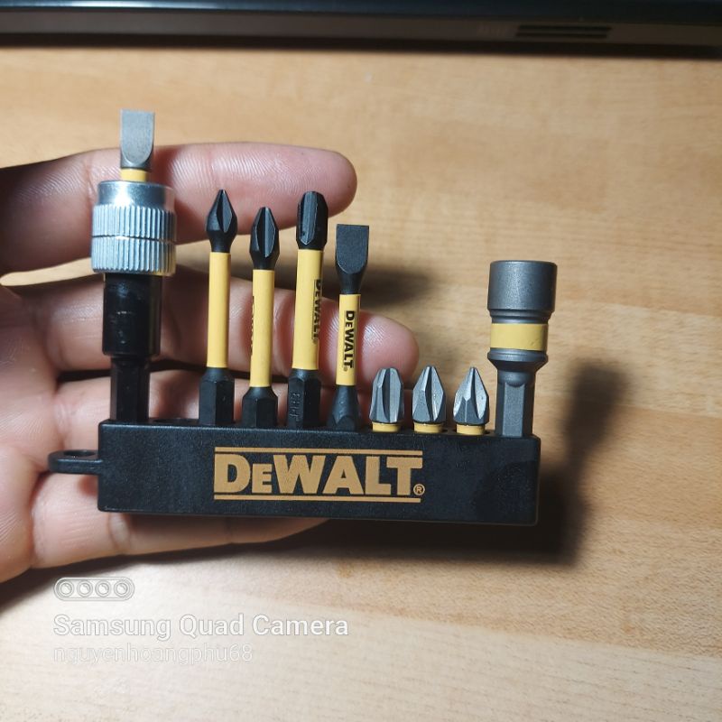 Bộ Mũi Vít DEWALT Có Từ