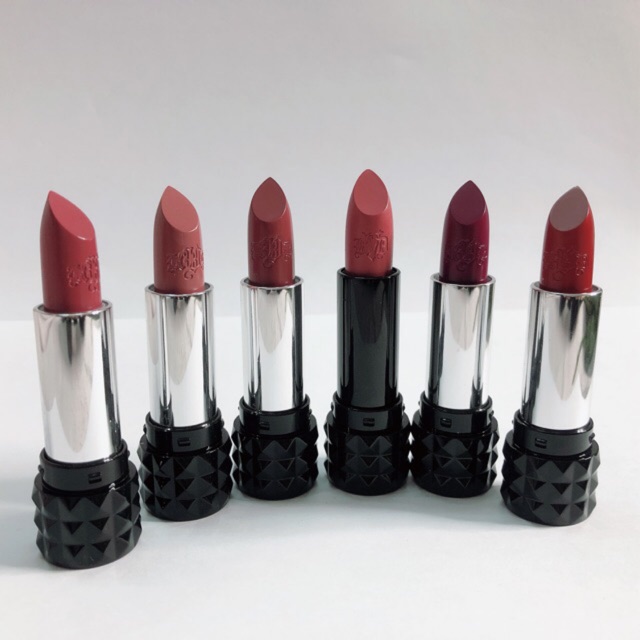 Son lì Kat Von D có sẵn