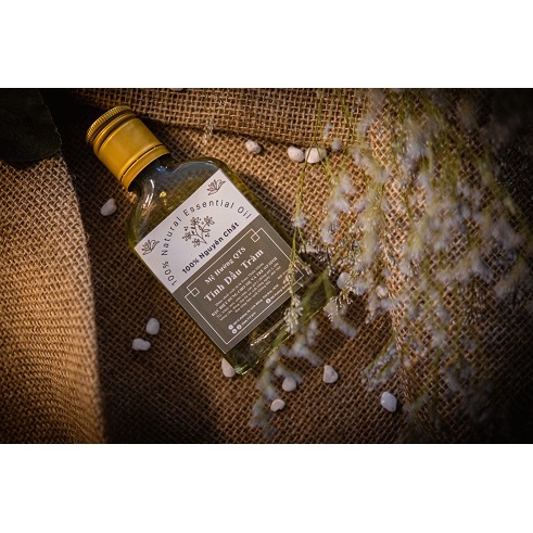 Tinh dầu tràm huế nguyên chất nhà nấu cho bé sơ sinh chống gió tắm Mệ Hường QT 10ml, 100ml