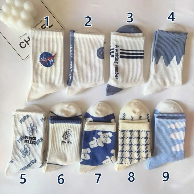 Đôi vớ cotton cổ cao màu trơn thời trang cho nữ