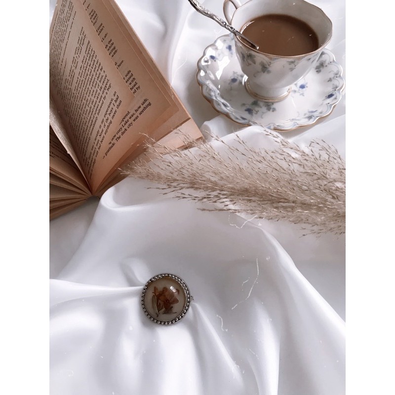 Cài áo lá ép vintage #2hand