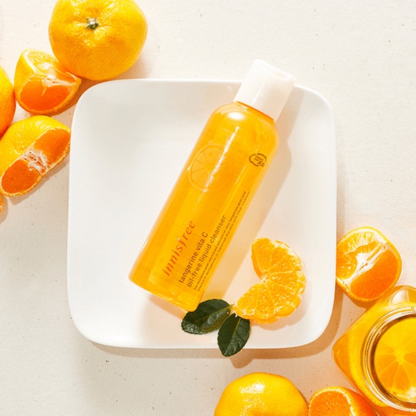 Nước Hoa Hồng Dưỡng Sáng Da Innisfree Tangerine Vita C Skin