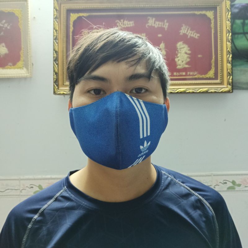 Giá tại xưởng-Khẩu trang vải thời trang 3 lớp cao cấp, có quai đeo điều chỉnh | BigBuy360 - bigbuy360.vn