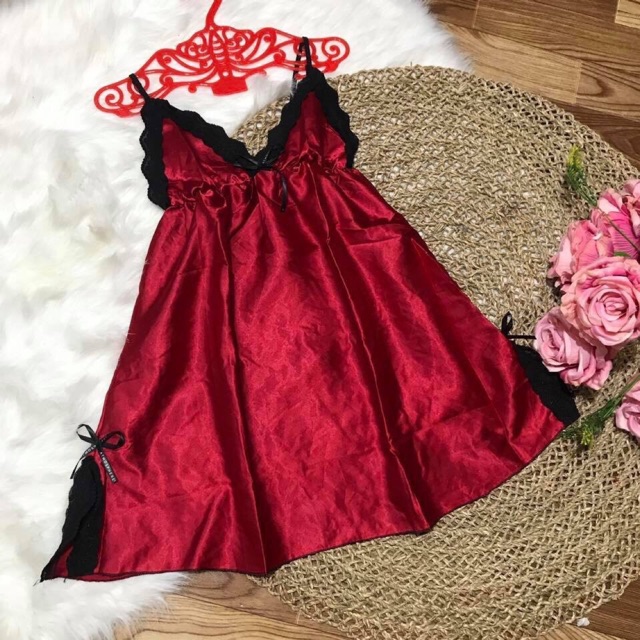 Đầm ngủ và bộ phi sexy
