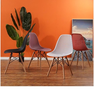 Ghế eames lưới chân gỗ đan- ghế cafe mặt nhựa