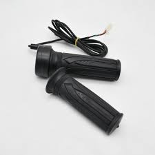 Tay ga xe điện cao xu không nút cho xe điện, xe 3 bánh