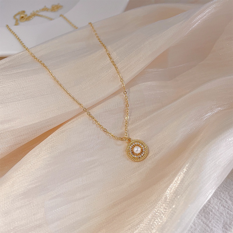 Vòng cổ đính ngọc trai thời trang dành cho nữ