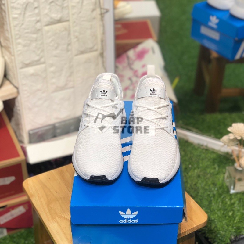 Giày trăng vạch đen