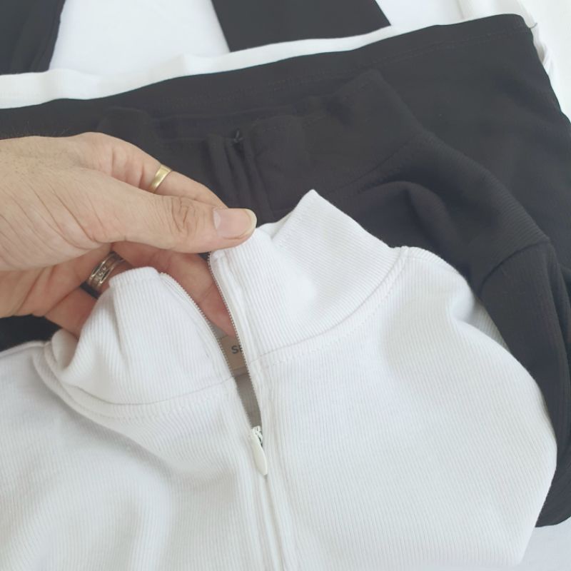 Áo len croptop nữ SAMSU đen trắng cổ cao tay dài thun gân có khóa kéo 49 ETT503