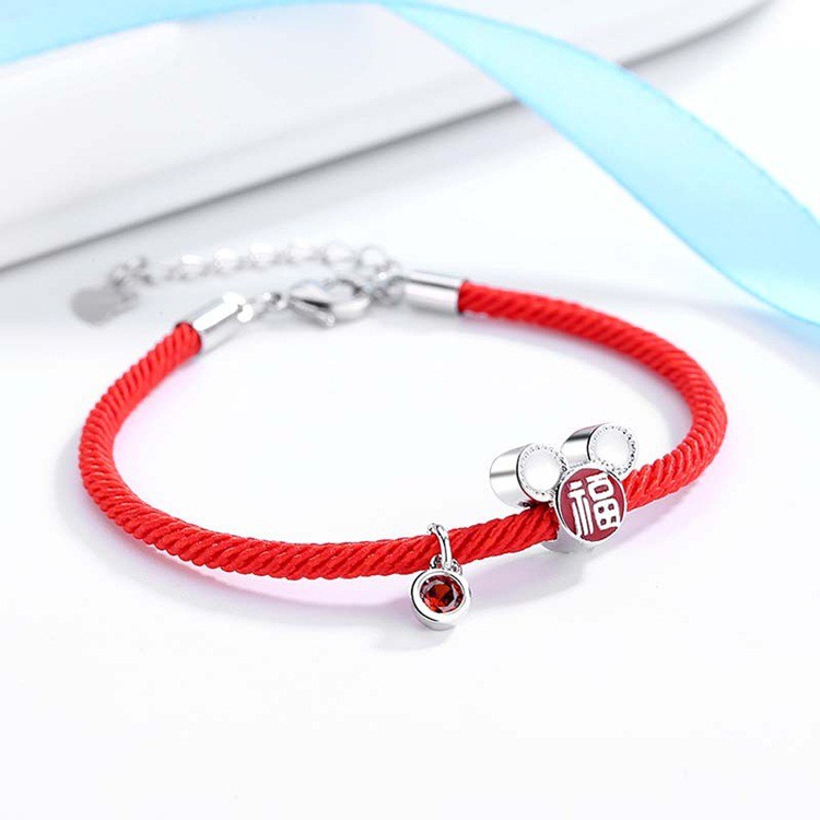 Vòng tay chỉ đỏ thời trang nữ cực xinh - LT92
