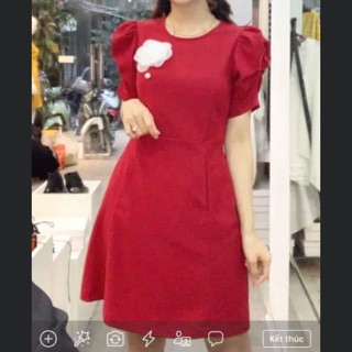 Váy đỏ cchat