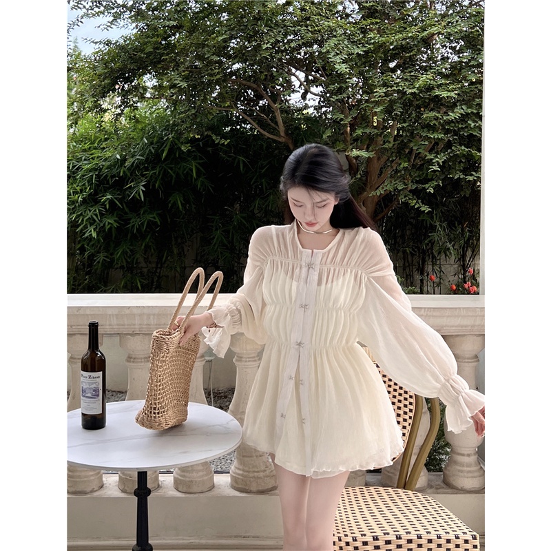 Bộ Áo Khoác Chiffon Dáng Rộng Chống Nắng + Quần Short Lưng Cao Ôm Dáng Kiểu Retro Pháp