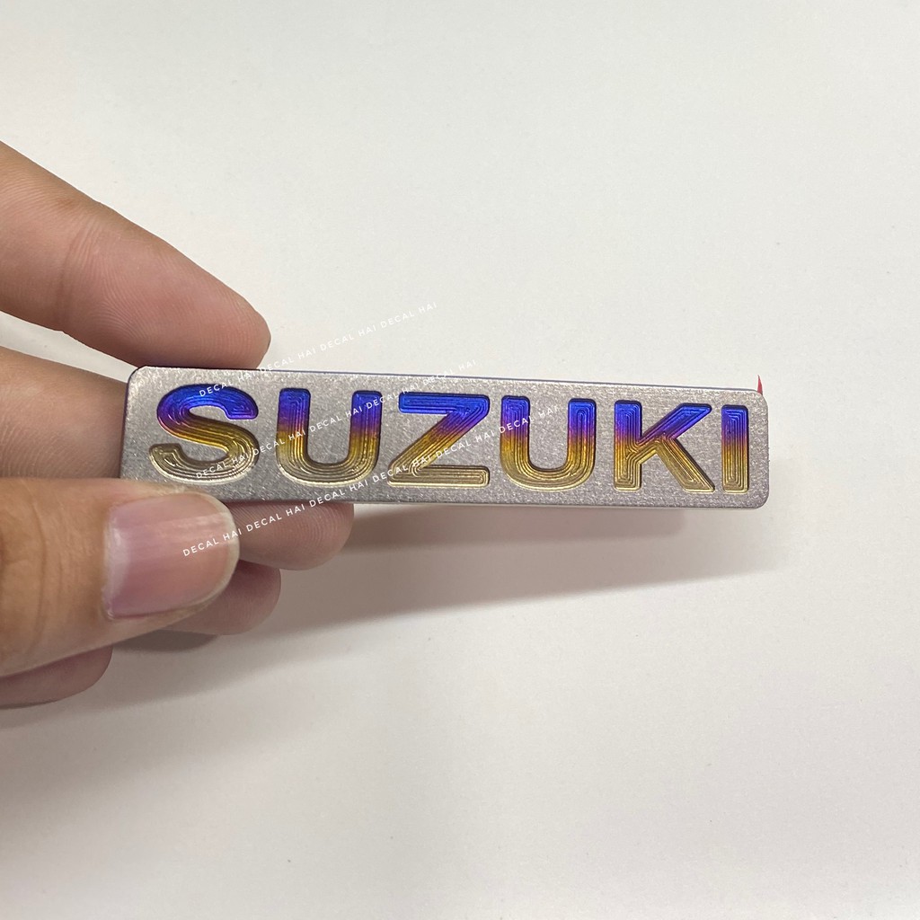 Chữ Suzuki titanium