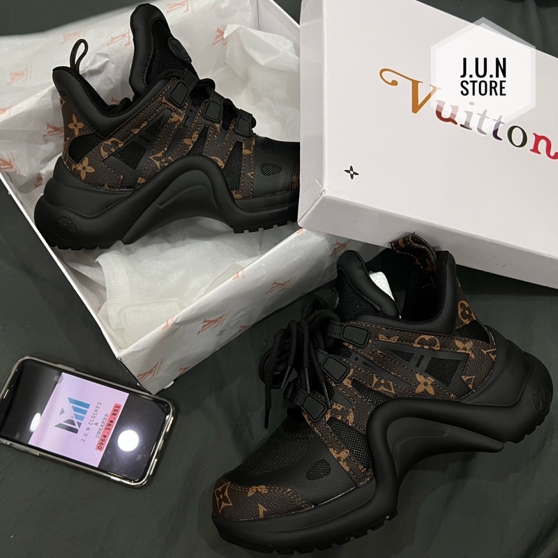 GIÀY LV ARCHLIGHT ĐEN NÂU LAI AU SC