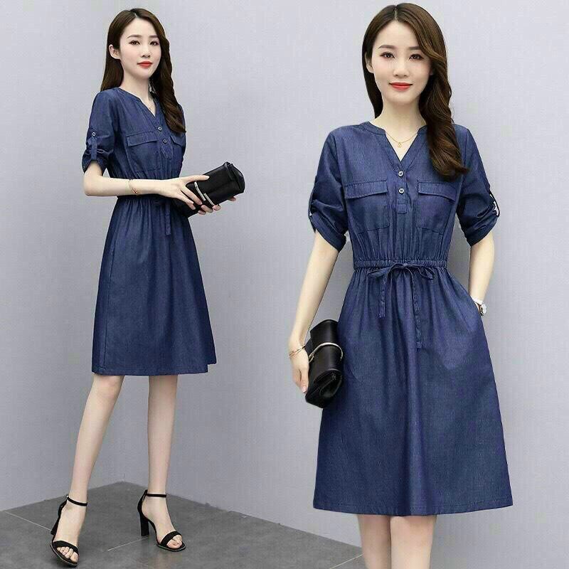Đầm jean xòe eo rút cổ V tay ngắn có túi size M L