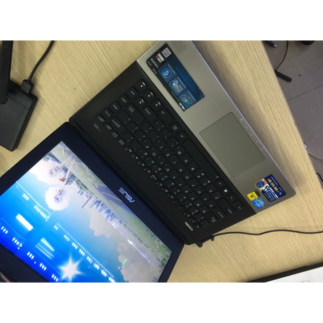 Laptop Asus K45 sang trọng