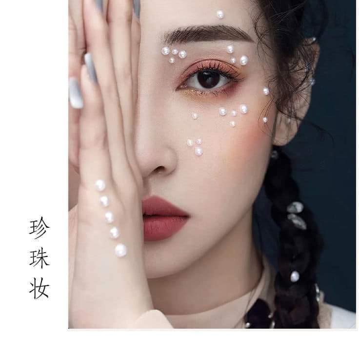 Ngọc Dán , Đá Dán ( Sẵn Keo)
