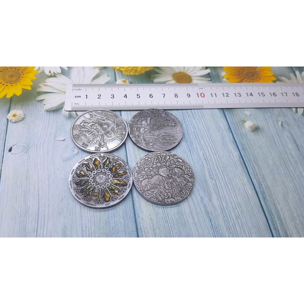 [ 3 - 5cm ] Đồng xu lưu niệm khắc hình hợp kim mạ màu nhiều mẫu ( có hộp nhựa ) - Baystore