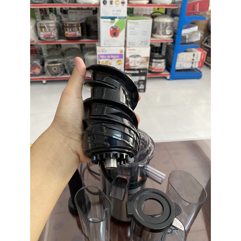 Máy ép chậm Kangaroo KG1B6 - Hàng trưng bày