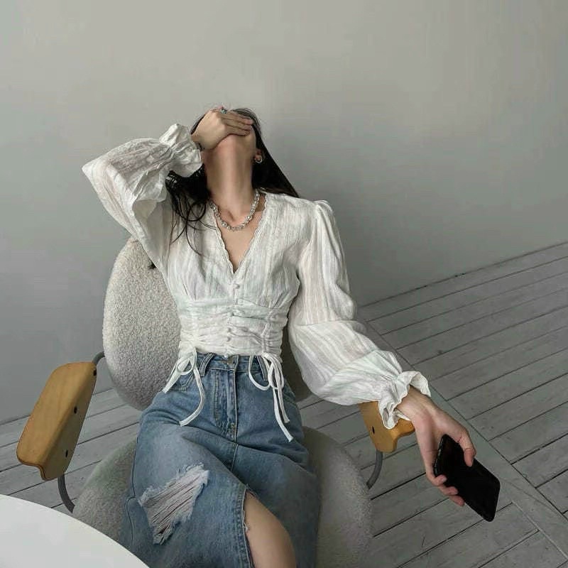 ÁO SƠ MI CỔ V RÚT EO TAY DÀI