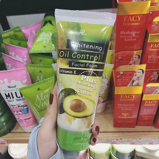 Sữa rửa mặt bơ thái lan 210ml