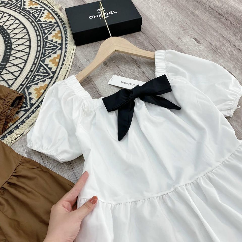 Đầm Babydoll Nơ Ngực Cổ Vuông 🌷CÓ QUÀ TẶNG🌷 Váy Nữ Tay Bồng Nhún Bèo Dáng Suông 2 Màu Trắng Nâu ,LAMASS | BigBuy360 - bigbuy360.vn