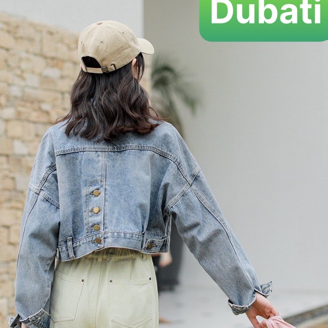 ÁO KHOÁC JEAN NỮ XẺ LƯNG KHUY SAU PHỐI TÚI KIỂU DÁNG CROPTOP - DUBATI FASHION