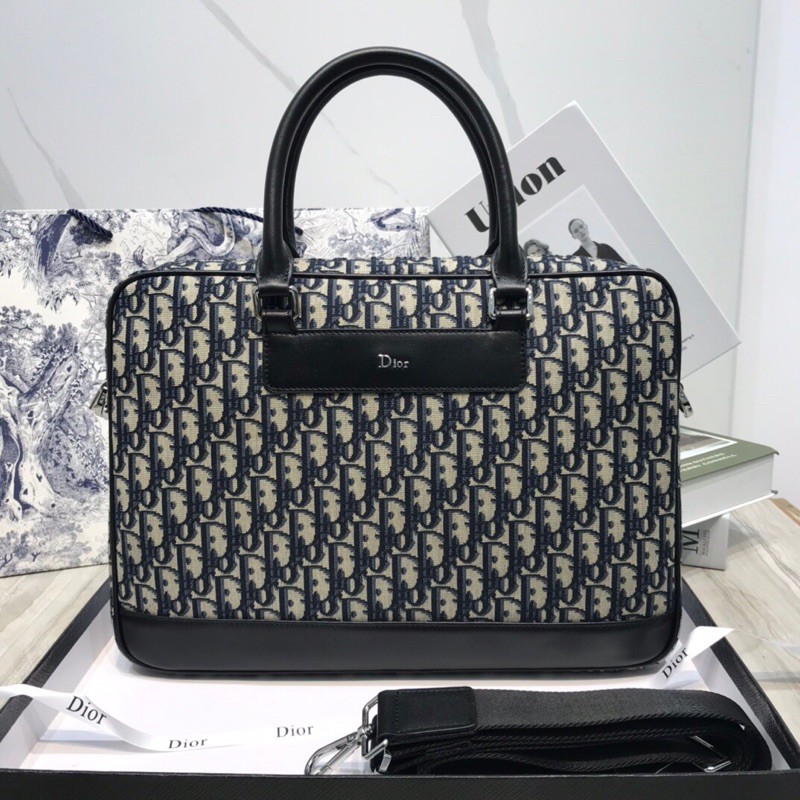 túi đứng cầm tay hình hộp sang trọng da thật dior