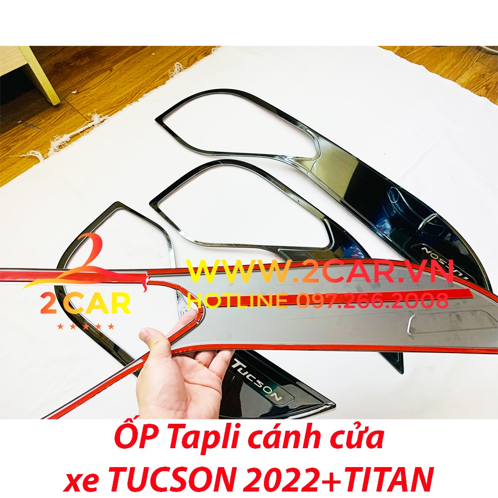 Ốp tapli, tapbi + màng loa cánh cửa xe Huyndai Tucson 2022- 2023, Hàng titan cao cấp - giá 1 bộ