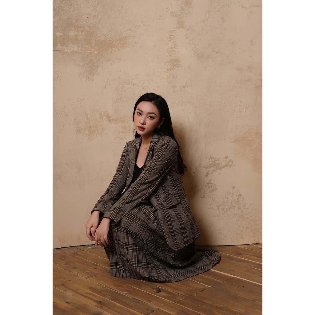 Áo Blazer nữ 2 lớp kẻ nâu Katherine - MAIIMER