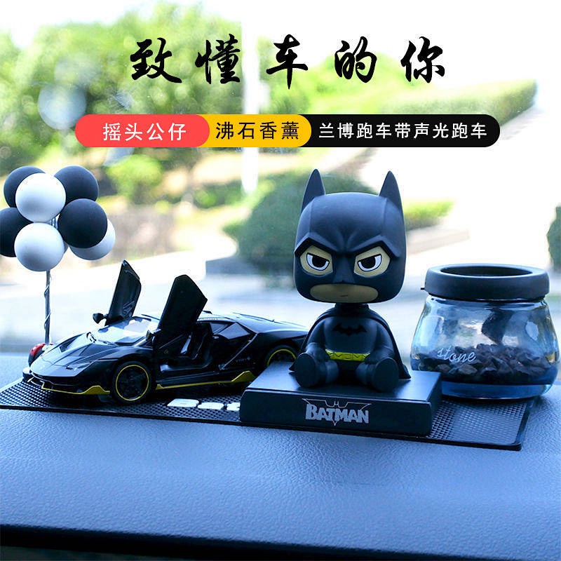 Mô hình nhân vật người dơi hoạt hình sáng tạo trang trí bảng điều khiển xe hơi