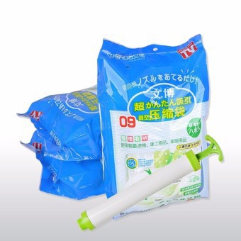 Bộ 8 Túi Hút Chân Không Cất Chăn Màn Quần Áo Tiện Lợi Kèm Bơm Tay