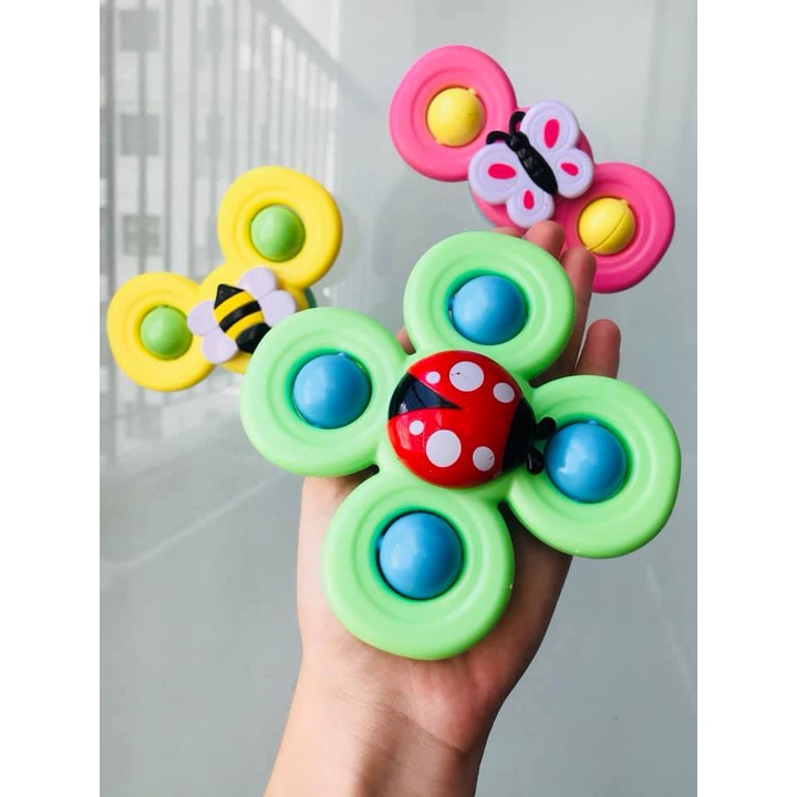 Đồ Chơi con Quay Set 3 chiếc gắn tường cho bé phát triển thị giác