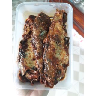 Cá mòi kho niêu đất 350