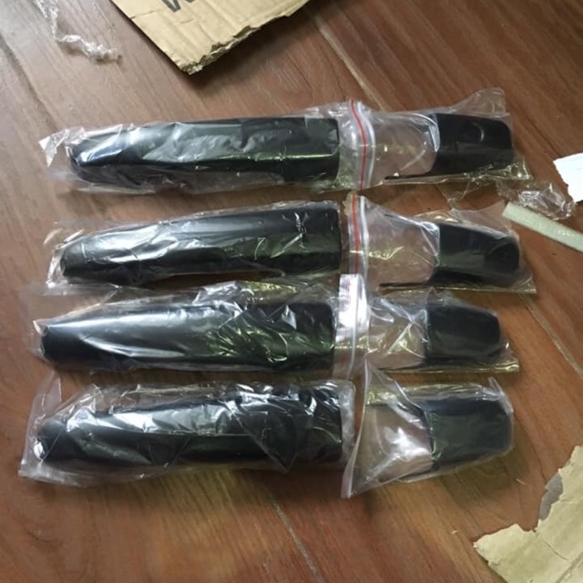 Ốp tay cửa Ertiga 2019