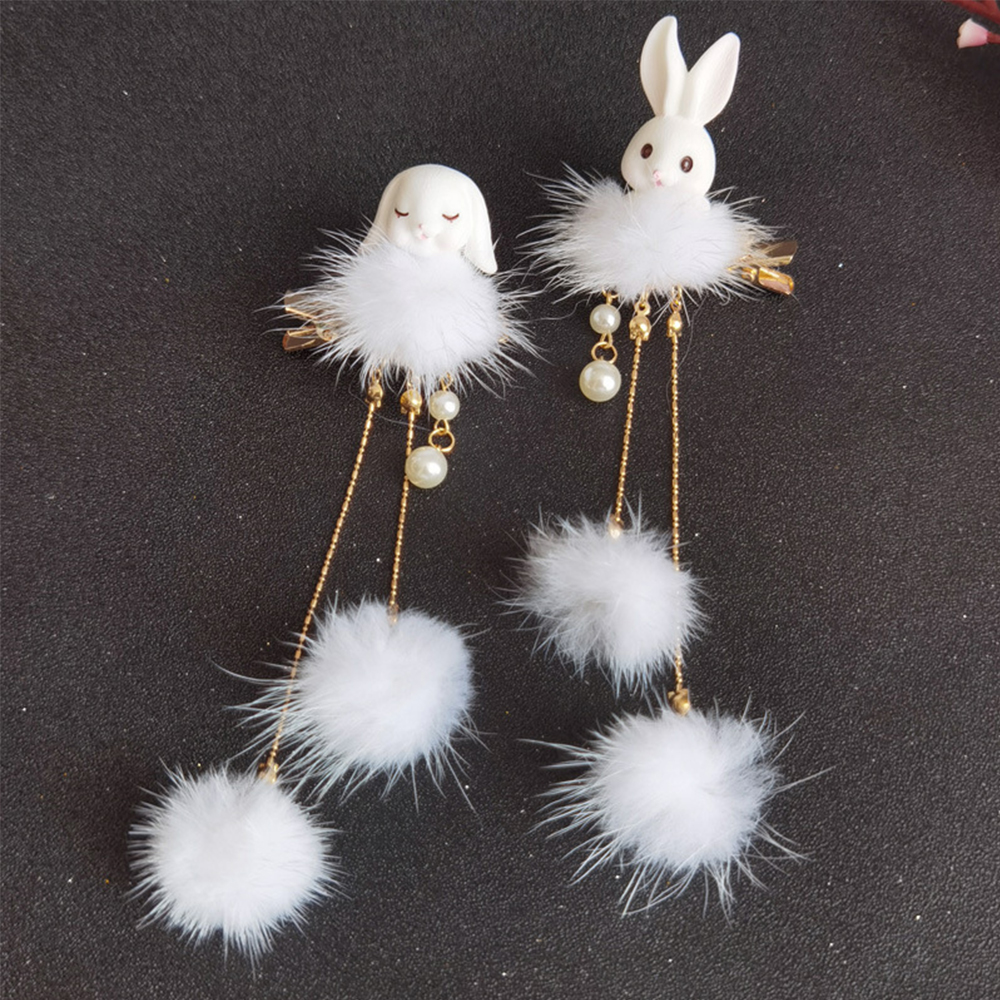 Kẹp Tóc Đính Quả Cầu Lông Xinh Xắn Cho Nữ