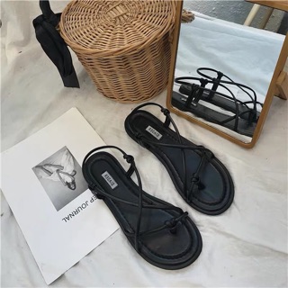 Sandal đế bệt