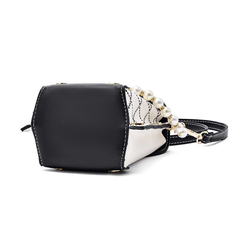 Túi đeo chéo hình vuông nhỏ đính ngọc trai thời trang cho nữ