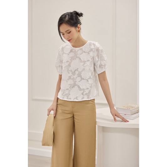 Nosbyn - Áo Voan Hoa Tay Phồng Và Quần Ống Suông