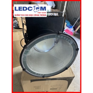 Đèn cẩu tháp, cầu cảng 800W cao cấp chiếu xa vượt trội
